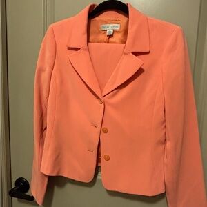 Ladies 2 piece skirt set